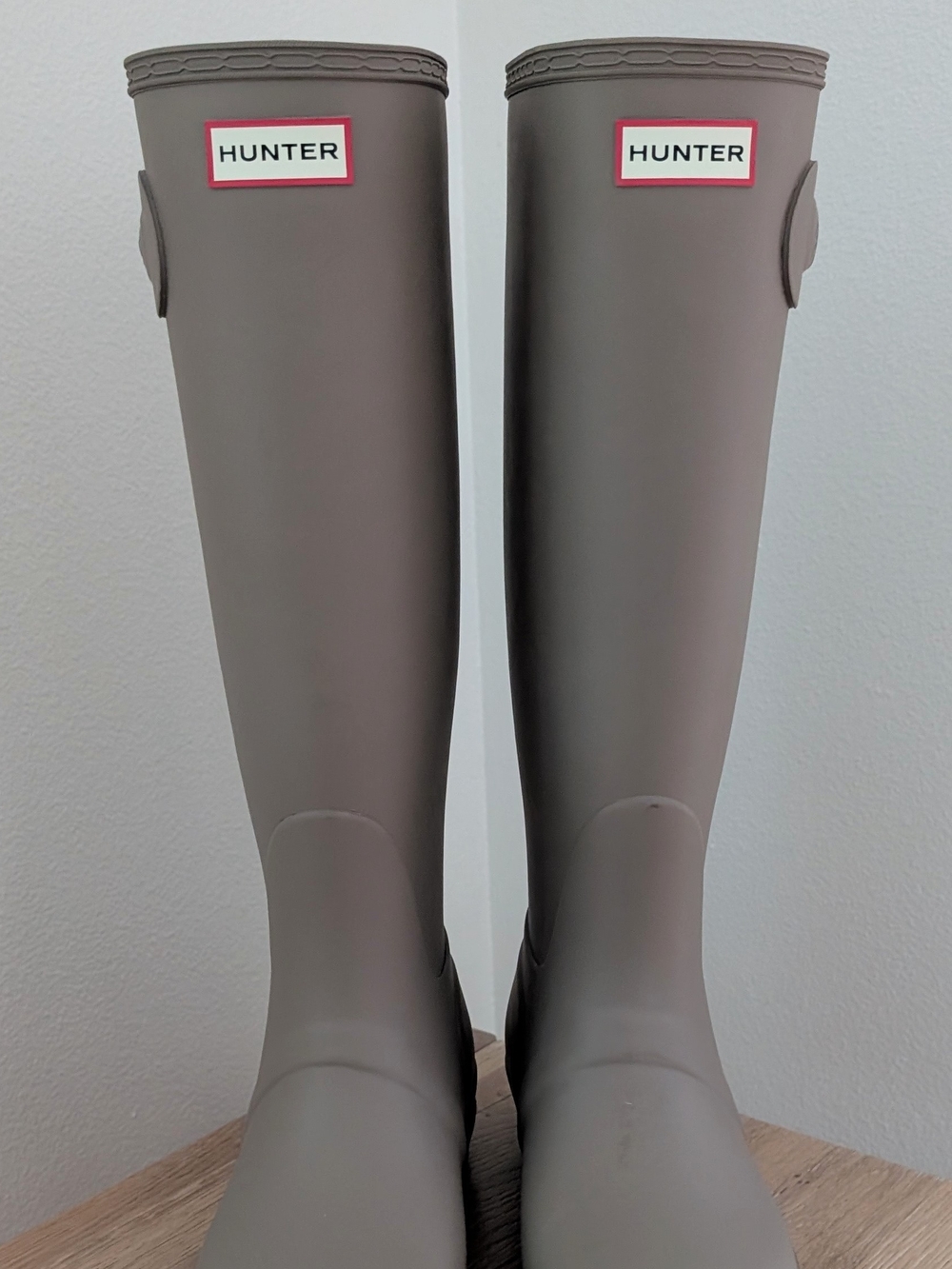 NWT Hunter Original Matte Knee-High Waterproof Rain Boots in Natural Taupe - 9 - Picture 6 of 16